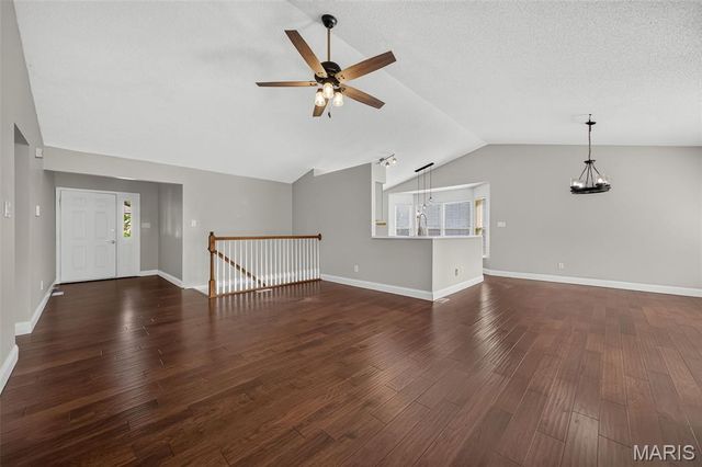 161 Berryville Place, St Charles, MO 63304