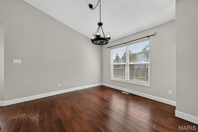161 Berryville Place, St Charles, MO 63304