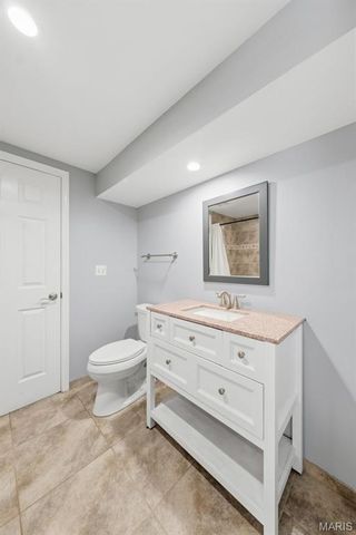 161 Berryville Place, St Charles, MO 63304