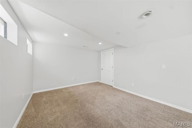 161 Berryville Place, St Charles, MO 63304