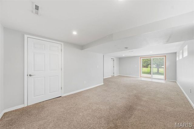 161 Berryville Place, St Charles, MO 63304