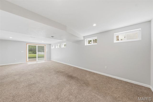 161 Berryville Place, St Charles, MO 63304