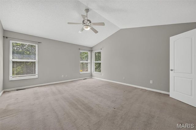 161 Berryville Place, St Charles, MO 63304
