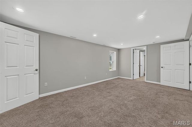 161 Berryville Place, St Charles, MO 63304