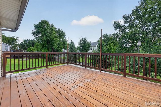 161 Berryville Place, St Charles, MO 63304