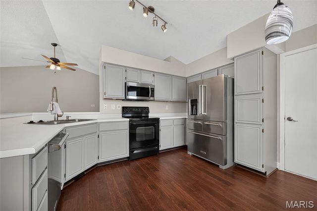161 Berryville Place, St Charles, MO 63304