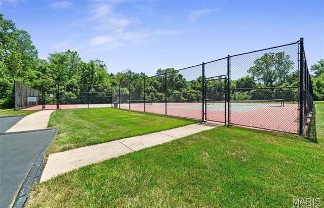 161 Berryville Place, St Charles, MO 63304