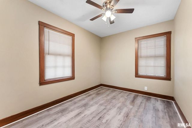 125 S Birchwood Ave Avenue, Davenport, IA 52802