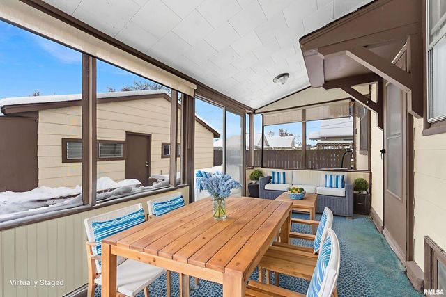 125 S Birchwood Ave Avenue, Davenport, IA 52802