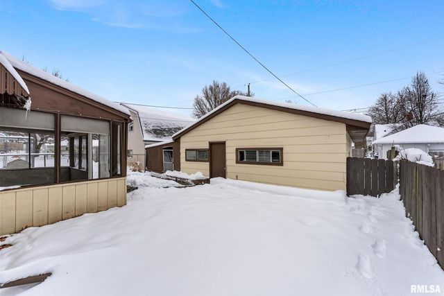 125 S Birchwood Ave Avenue, Davenport, IA 52802