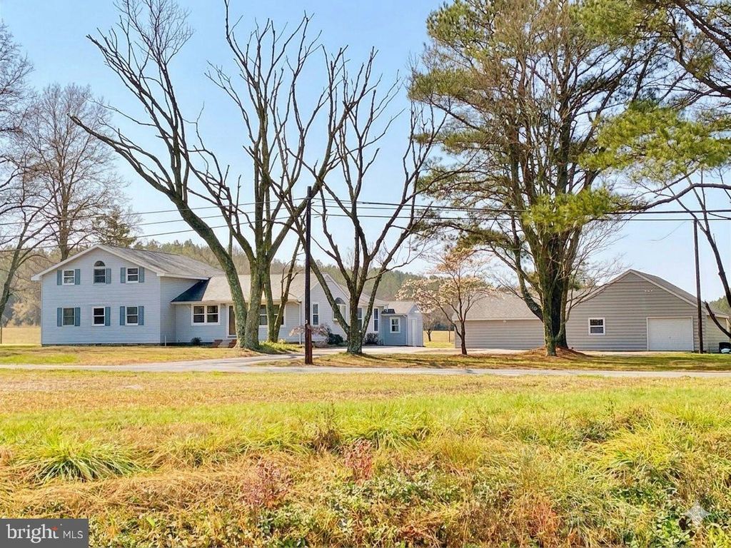 Image 2 of property listing at 3582 MEADOW BRIDGE RD, Salisbury, MD 21804