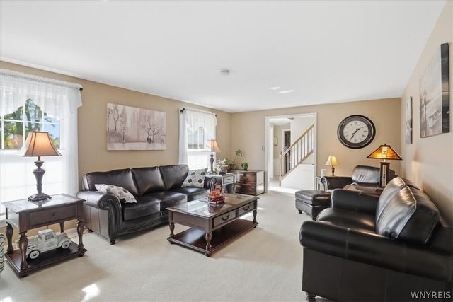 26 Chasewood Lane, Amherst, NY 14051