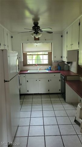 13290 Carla Ave NW, Uniontown, OH 44685
