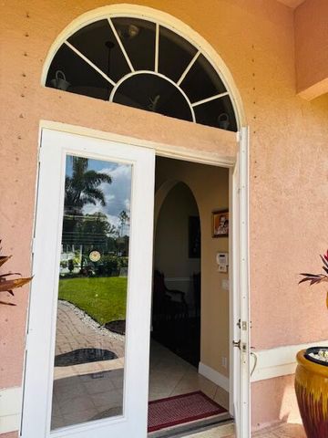 12517 Temple Blvd Boulevard, The Acreage, FL 33412