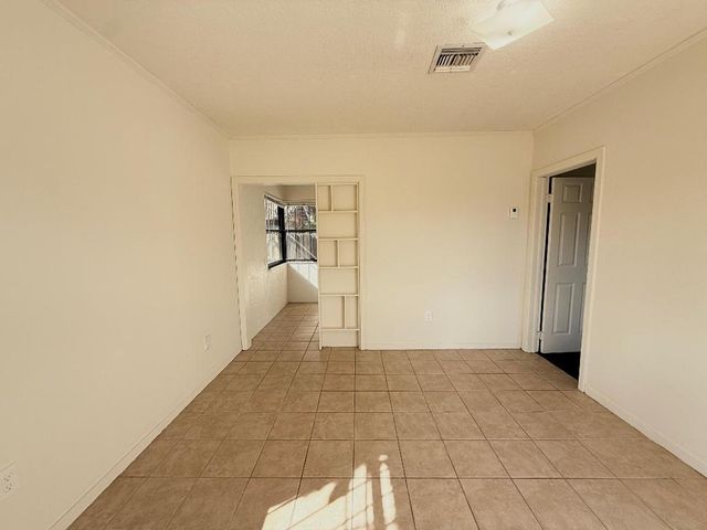 5607 N Flagler Drive, West Palm Beach, FL 33407