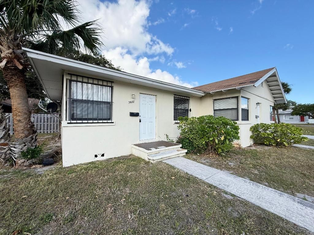 5607 N Flagler Drive, West Palm Beach, FL 33407