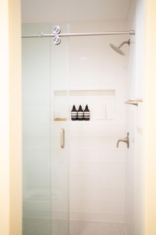 3807 Cedar GLN, Lago Vista, TX 78645