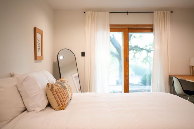 3807 Cedar GLN, Lago Vista, TX 78645