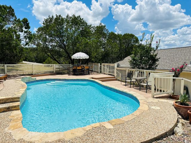 3807 Cedar GLN, Lago Vista, TX 78645