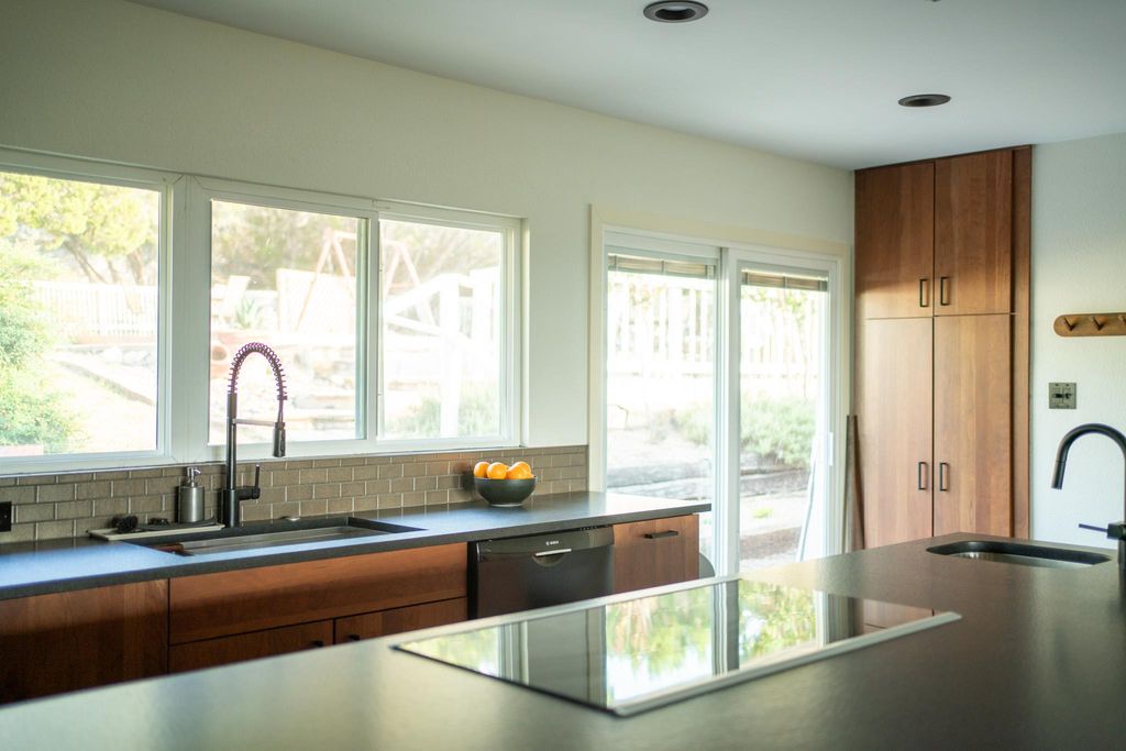 3807 Cedar GLN, Lago Vista, TX 78645