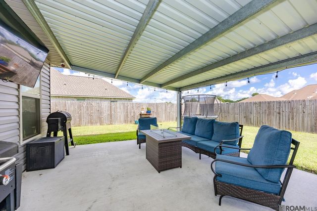 3758 Cane Ridge Dr, Addis, LA 70710