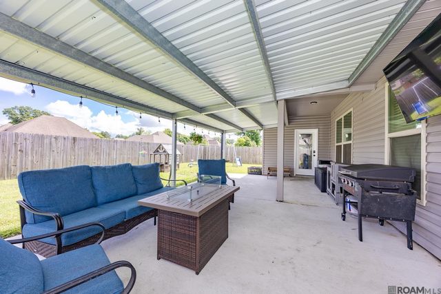 3758 Cane Ridge Dr, Addis, LA 70710