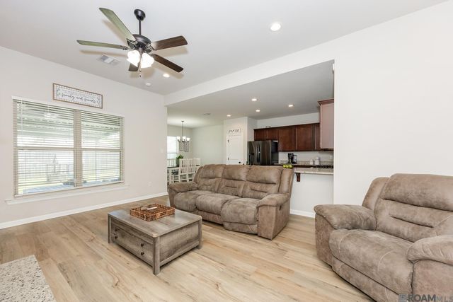 3758 Cane Ridge Dr, Addis, LA 70710