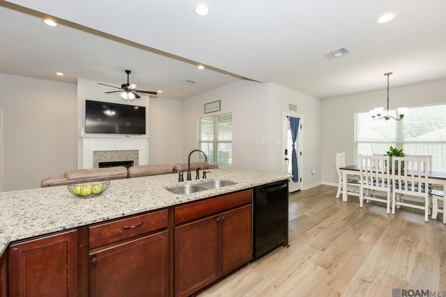 3758 Cane Ridge Dr, Addis, LA 70710