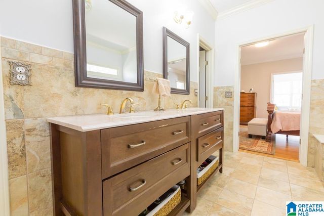 185 BROOK TRACE DRIVE, Hoover, AL 35244