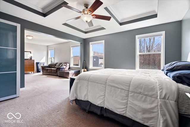 8595 N Deer Hill Drive, Mccordsville, IN 46055