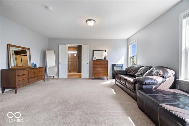 8595 N Deer Hill Drive, Mccordsville, IN 46055