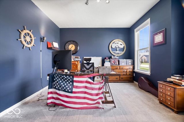 8595 N Deer Hill Drive, Mccordsville, IN 46055