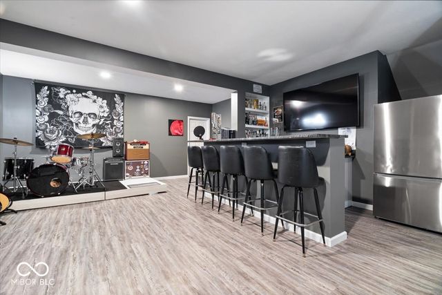 8595 N Deer Hill Drive, Mccordsville, IN 46055