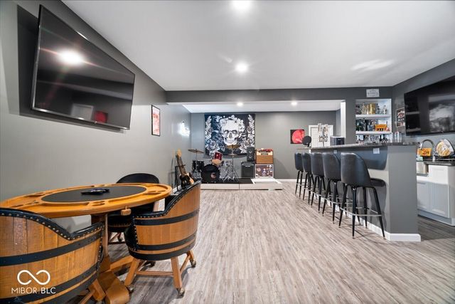 8595 N Deer Hill Drive, Mccordsville, IN 46055