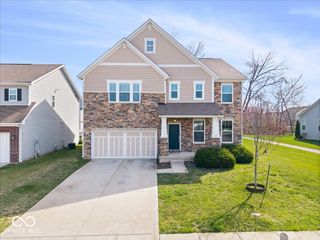 8595 N Deer Hill Drive, Mccordsville, IN 46055