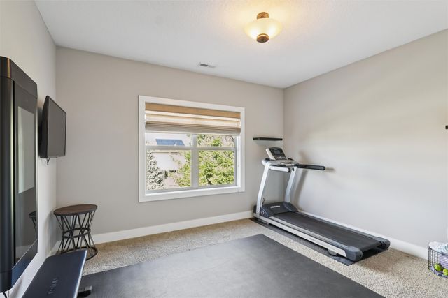 8243 Sky View Circle, West Des Moines, IA 50266