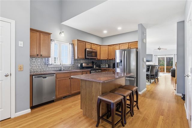 40 Old Louisquisset Pike 801, North Smithfield, RI 02896