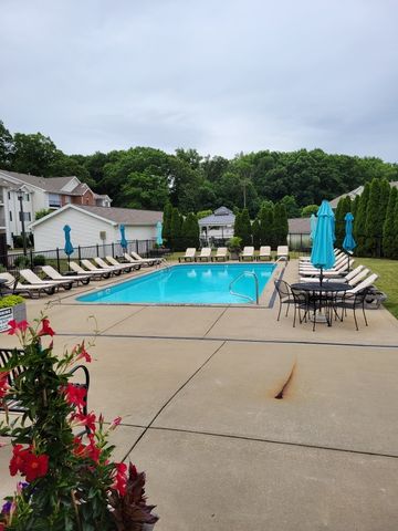 250 Hidden Ridge Court 301, South Park, PA 15129