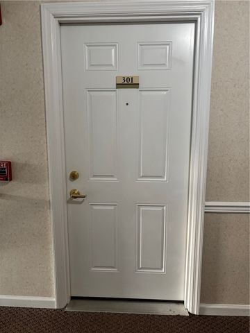 250 Hidden Ridge Court 301, South Park, PA 15129