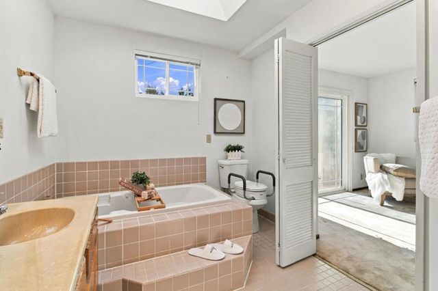 200 Fernwood Drive, San Bruno, CA 94066