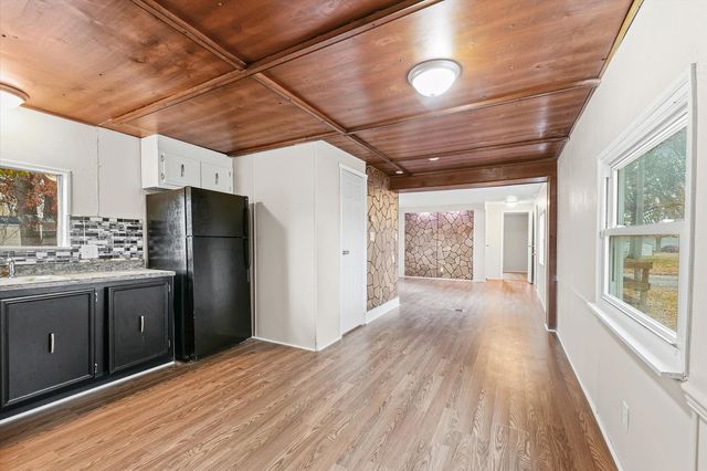 1149 Maze Court, Decatur, IL 62526