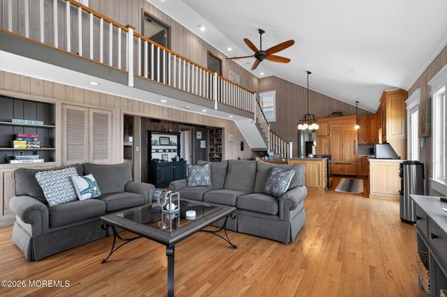 1521 Ocean Avenue, Mantoloking, NJ 08738