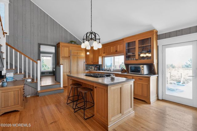 1521 Ocean Avenue, Mantoloking, NJ 08738