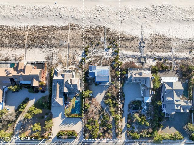 1521 Ocean Avenue, Mantoloking, NJ 08738