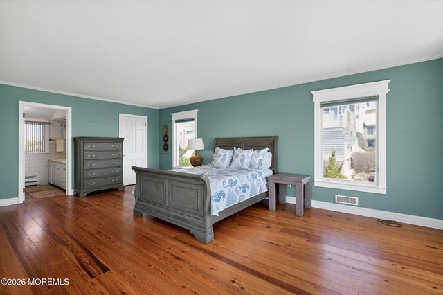 1521 Ocean Avenue, Mantoloking, NJ 08738