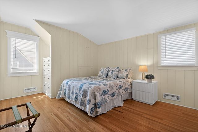 1521 Ocean Avenue, Mantoloking, NJ 08738