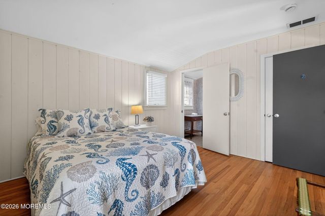 1521 Ocean Avenue, Mantoloking, NJ 08738