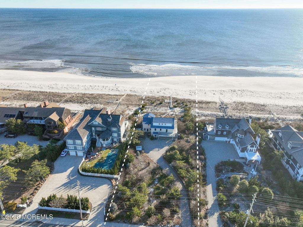 1521 Ocean Avenue, Mantoloking, NJ 08738