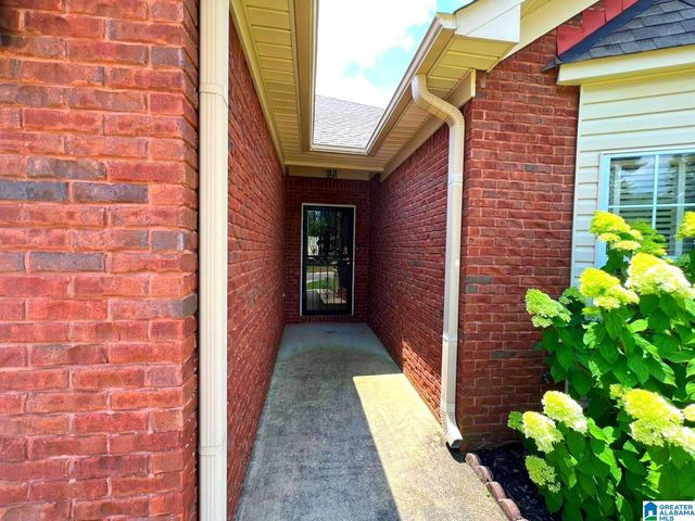 550 LAKESIDE CIRCLE, Center Point, AL 35215
