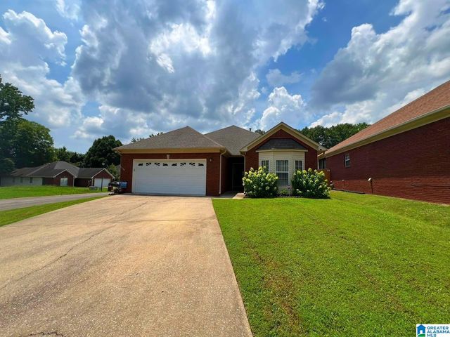 550 LAKESIDE CIRCLE, Center Point, AL 35215